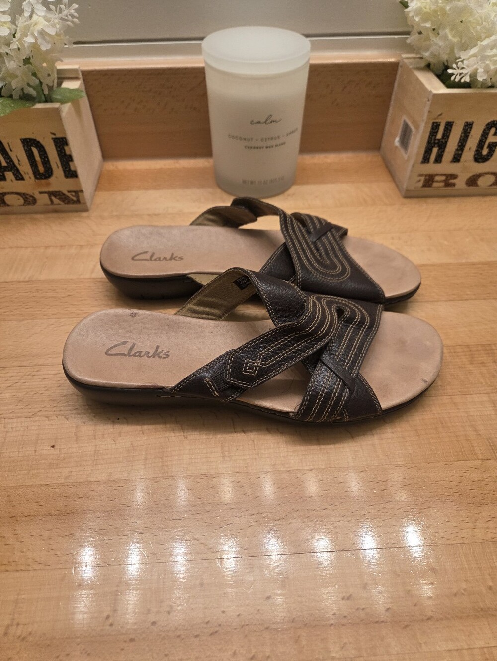Clarks Bendables Women's Brown Leather Slide Sandals Women's Size 9